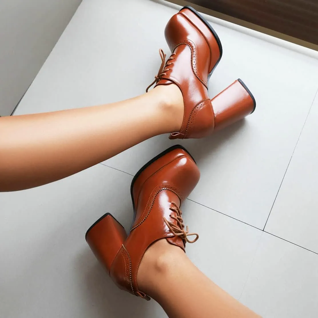 KISSASA Vintage Platform Chunky Oxford Shoes Wingtip Lace Up Heeled Brogues