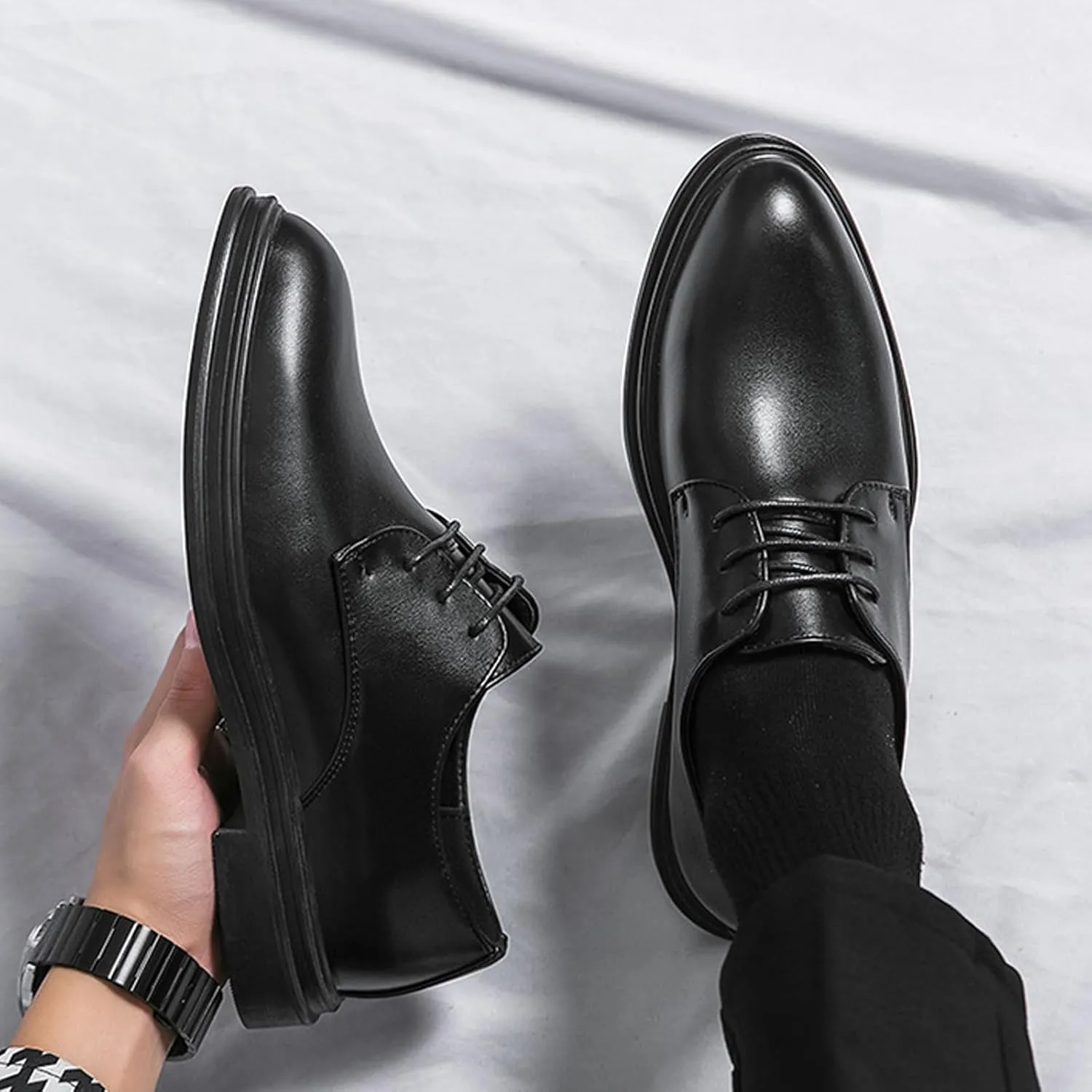 Men's Classic Lace Up Oxfords Dress Shoes,Fashion Pointed Toe Business Wedding Work Oxford Formal Shoes Faux Patent Leather Tuxedo Derby Shoes
