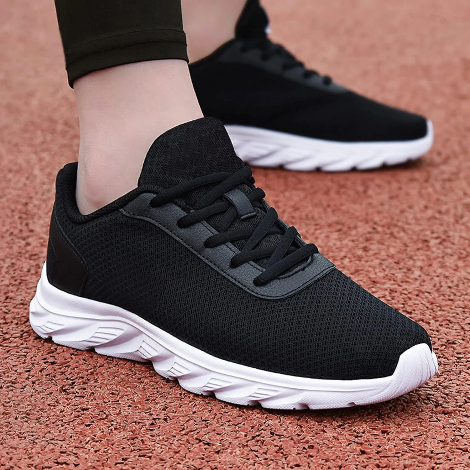 Mens Loafers & Slip-Ons Men Sports Shoes Simple Solid Color Fashion Summer Mesh Breathable Comfortable Non